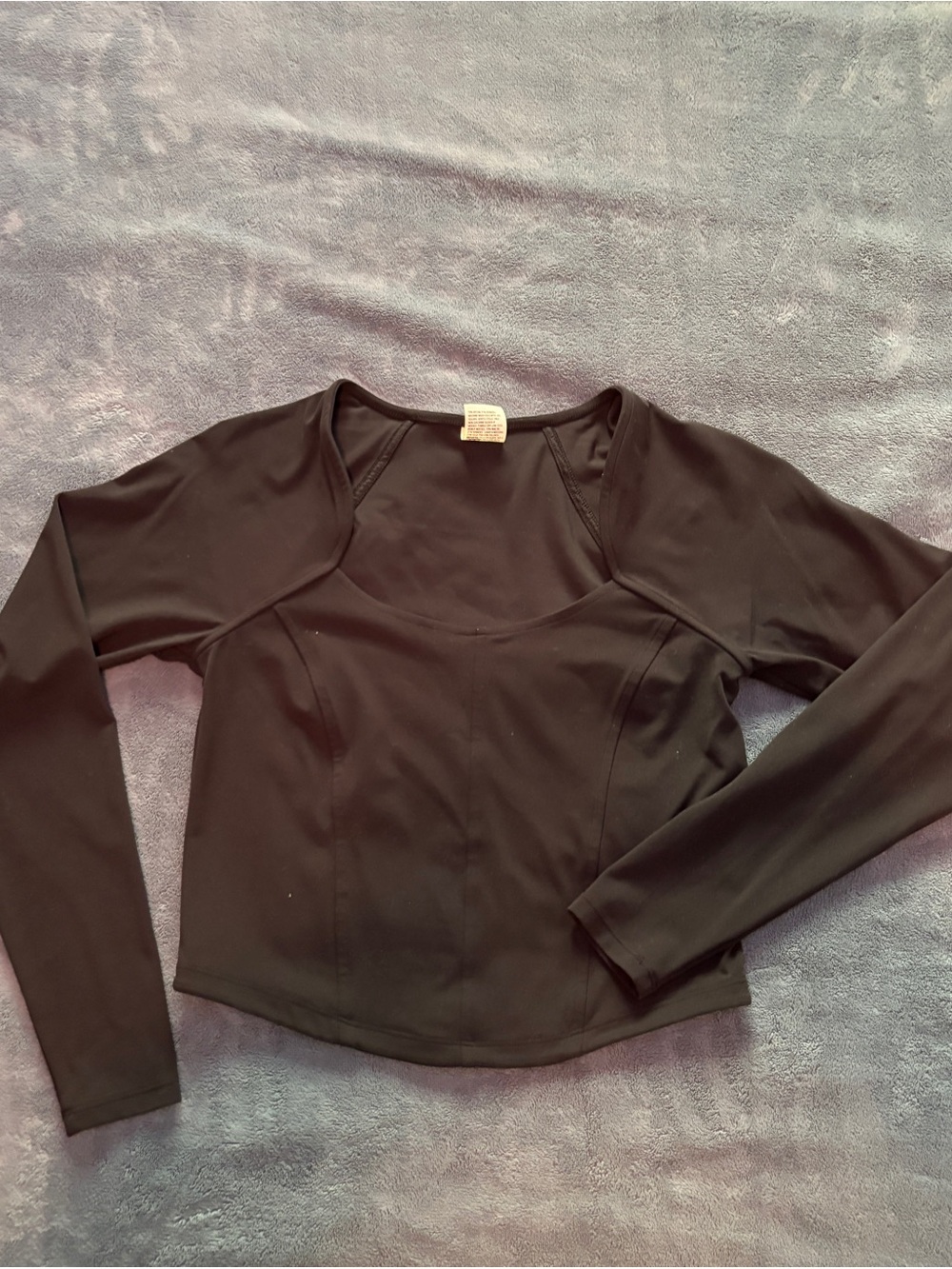 Black Long-Sleeve Scoop Neck Women's Athletic Top